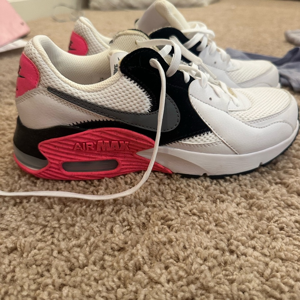 Nike Air Max White and Pink Sneakers WORN ONCE